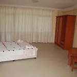 Royal Panacea Otel 3*