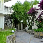 Royal Panacea Otel