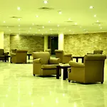 Royal Panacea Otel