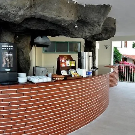 Royal Panacea 酒店 博德鲁姆