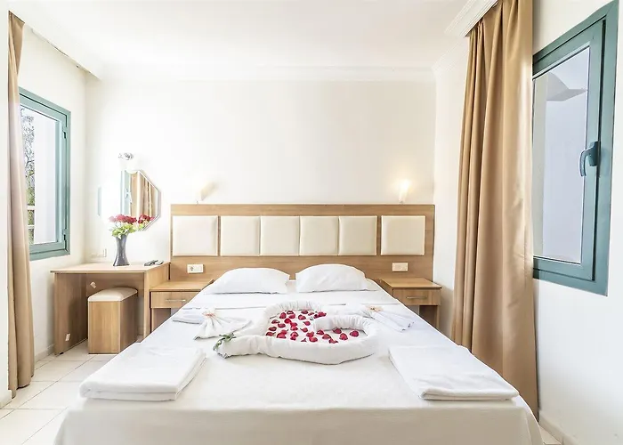 Royal Panacea Αλικαρνασσός